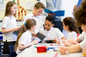 Read more about the article Utilising Clickers and Peer Instruction – a Case Study